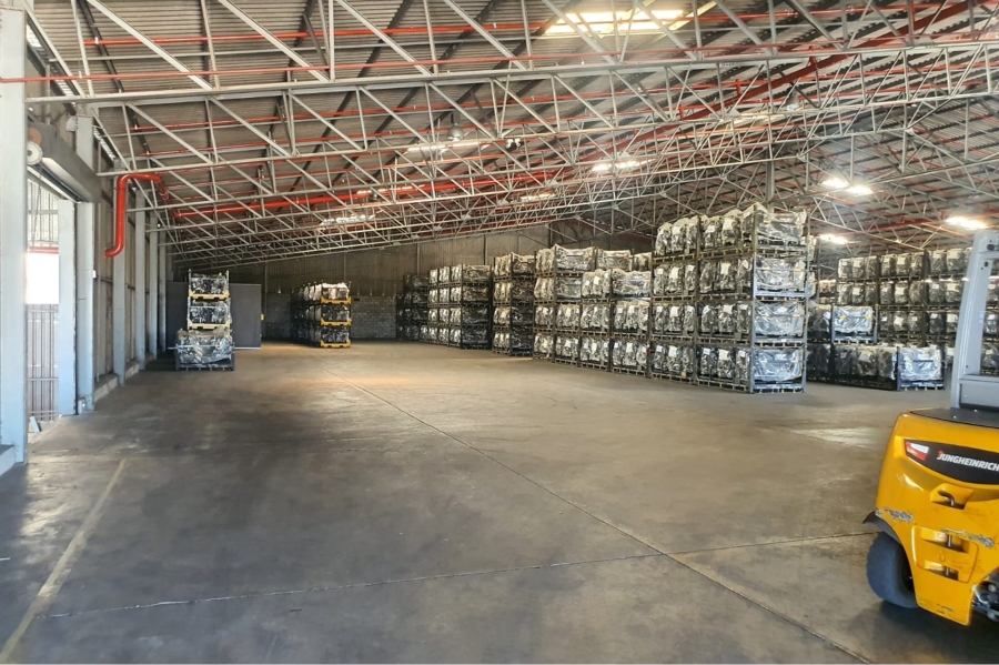 To Let commercial Property for Rent in Struandale Industrial Eastern Cape